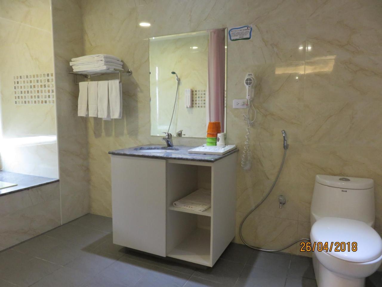 Mao Hua Motel Taichung Exterior foto